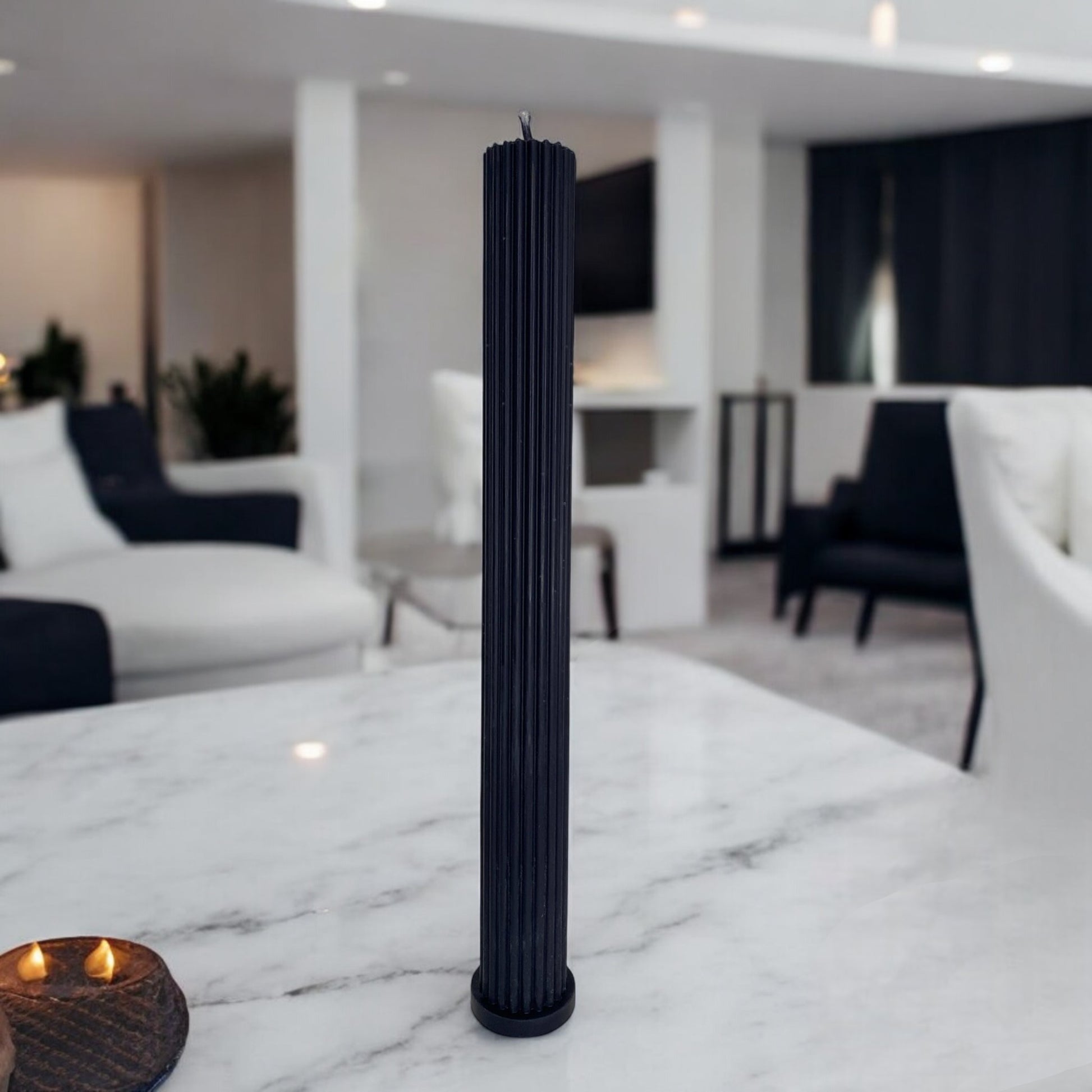 Bougie Athènes,  artisanale design en cire de soja, parfumée, décoration d'intérieur minimaliste, couleur noir – HO'MAHA.