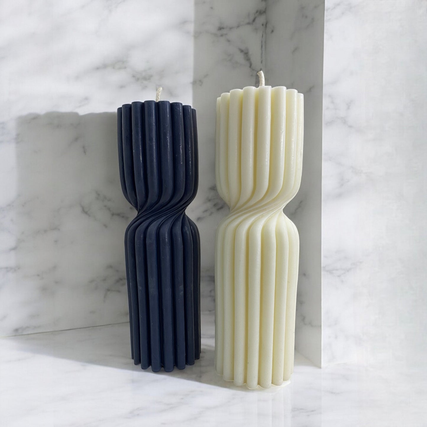 Bougie Jérusalem décorative parfumée en cire végétale, colonne torsadée, couleur crème et noir, fabriquée à la main – HO'MAHA.