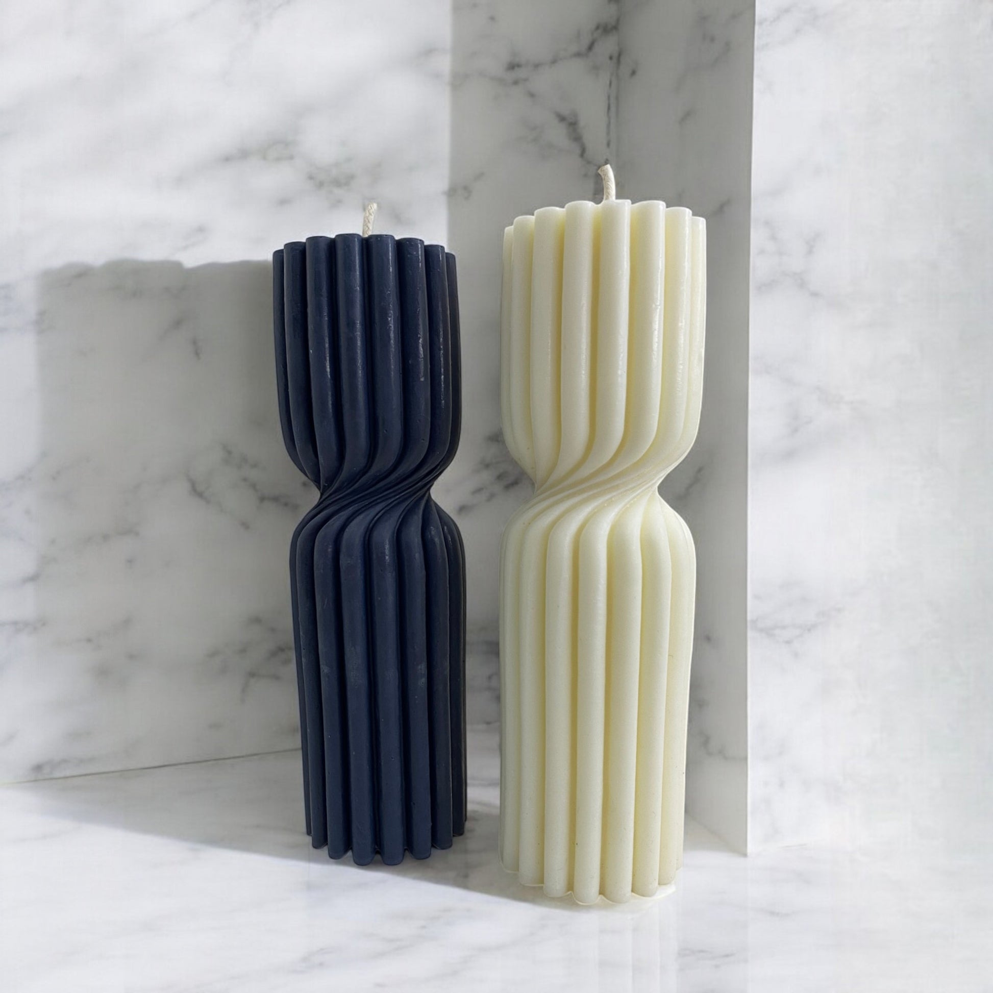 Bougie Jérusalem décorative parfumée en cire végétale, colonne torsadée, couleur crème et noir, fabriquée à la main – HO'MAHA.