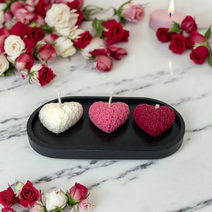 Bougie décorative parfumée en cire végétale, forme de coeur motif fleurs, couleur tricolore, fabriquée à la main – HO'MAHA.